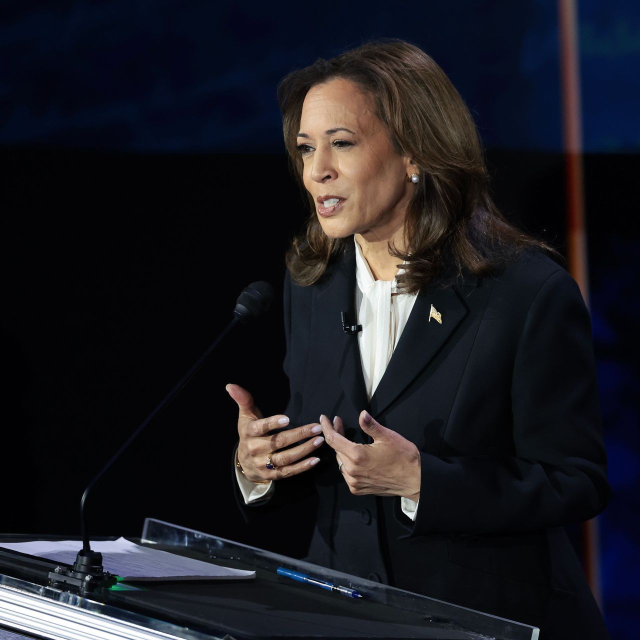 ‘Salad queen’: Kamala Harris brutally mocked over ‘embarrassing’ pep talk to Broadway cast